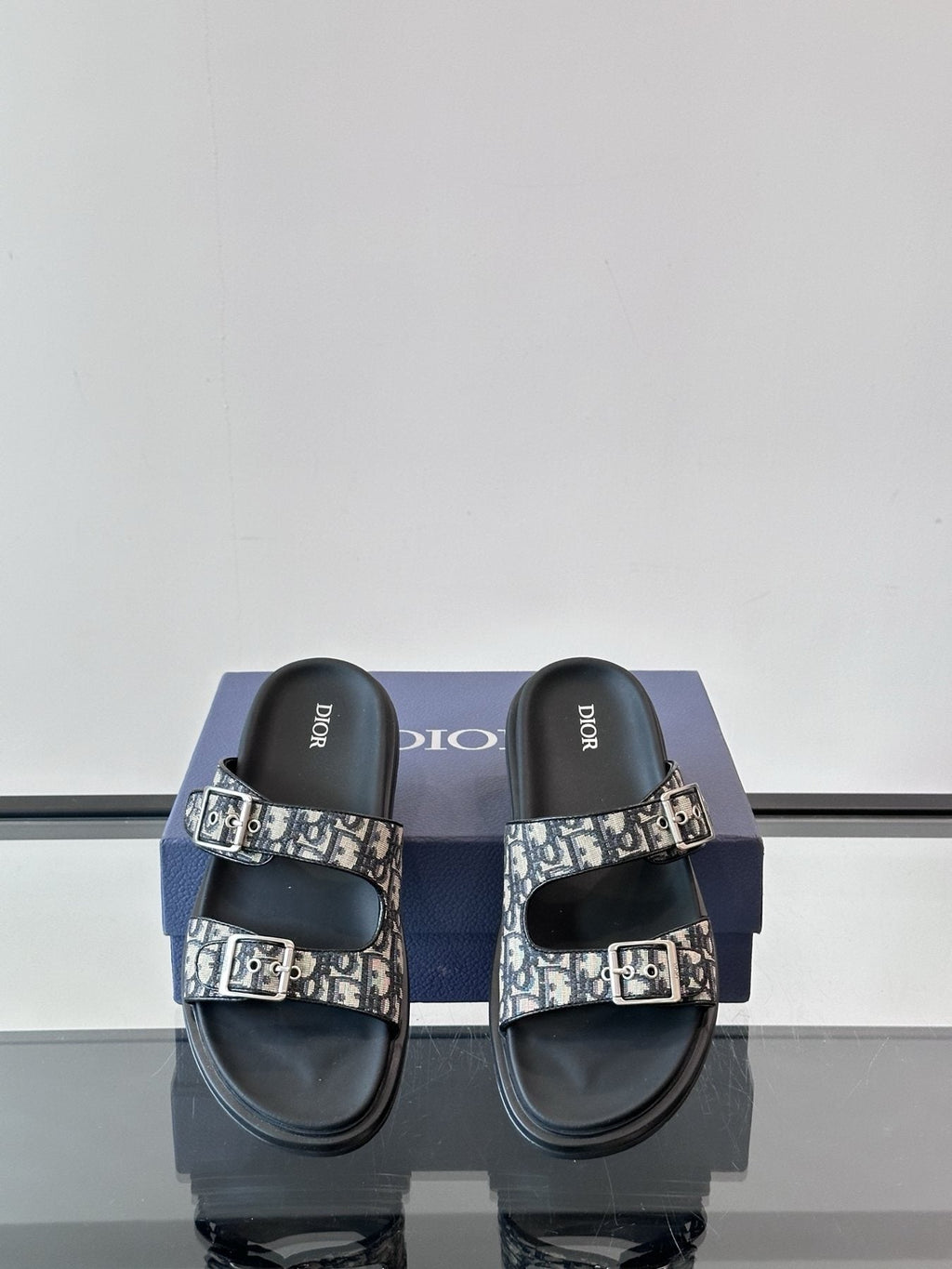 Dior Men's Patterned Buckle Slide Sandals - Textured Outsole