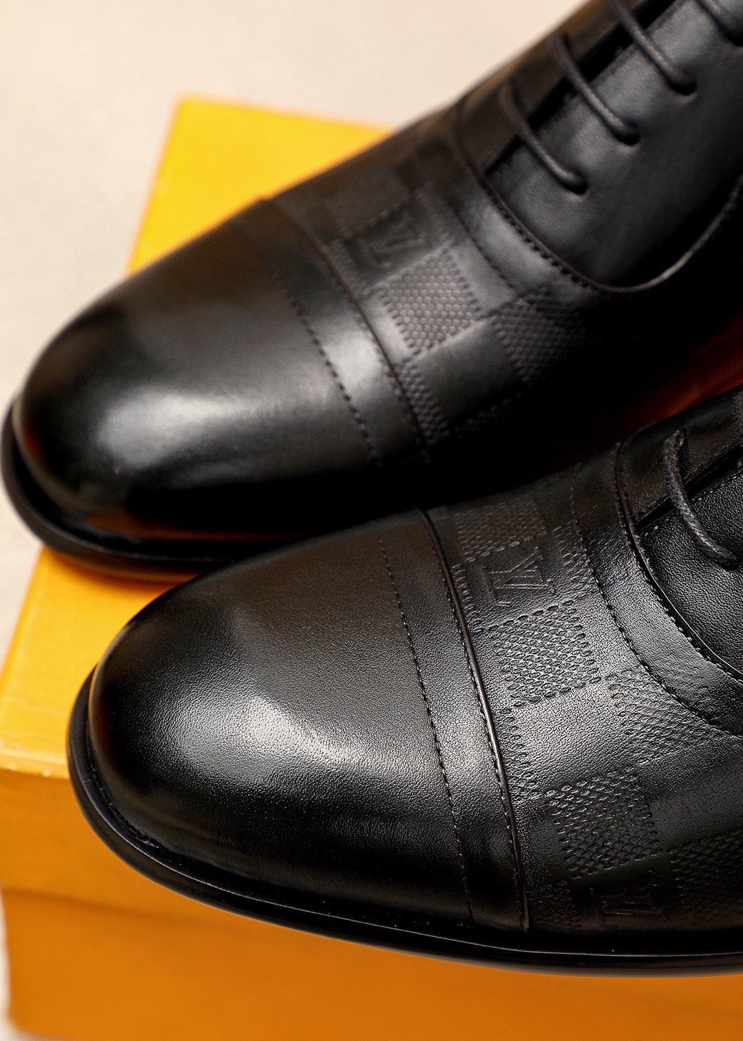 Louis Vuitton Men's Black Embossed Lace-Up Dress Shoes